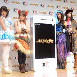 左から:川栄李奈、高橋みなみ、大島優子、島崎遥香