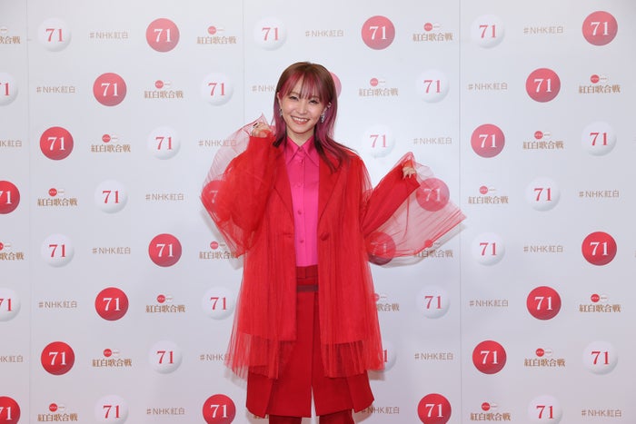 Lisa 鬼滅の刃 メドレーで煉獄杏寿郎 名言 も 魂のステージで魅せる 紅白本番 モデルプレス Lisa 鬼滅の刃 メドレーで煉獄杏寿郎 名言 も 魂のステージで魅せる 紅白本番 モデルプレス