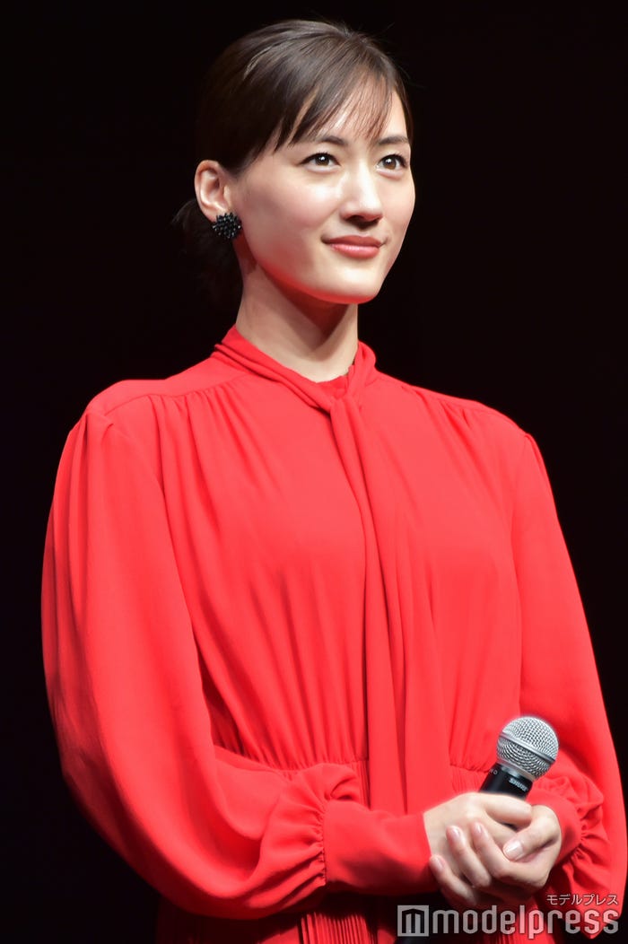 綾瀬はるか(C)モデルプレス