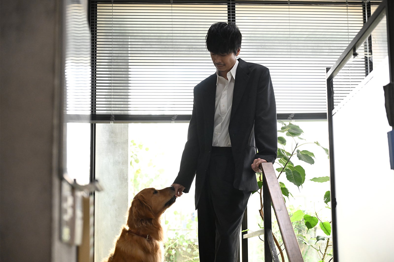 長谷川博己「アンチヒーロー」第6話より（C）TBS