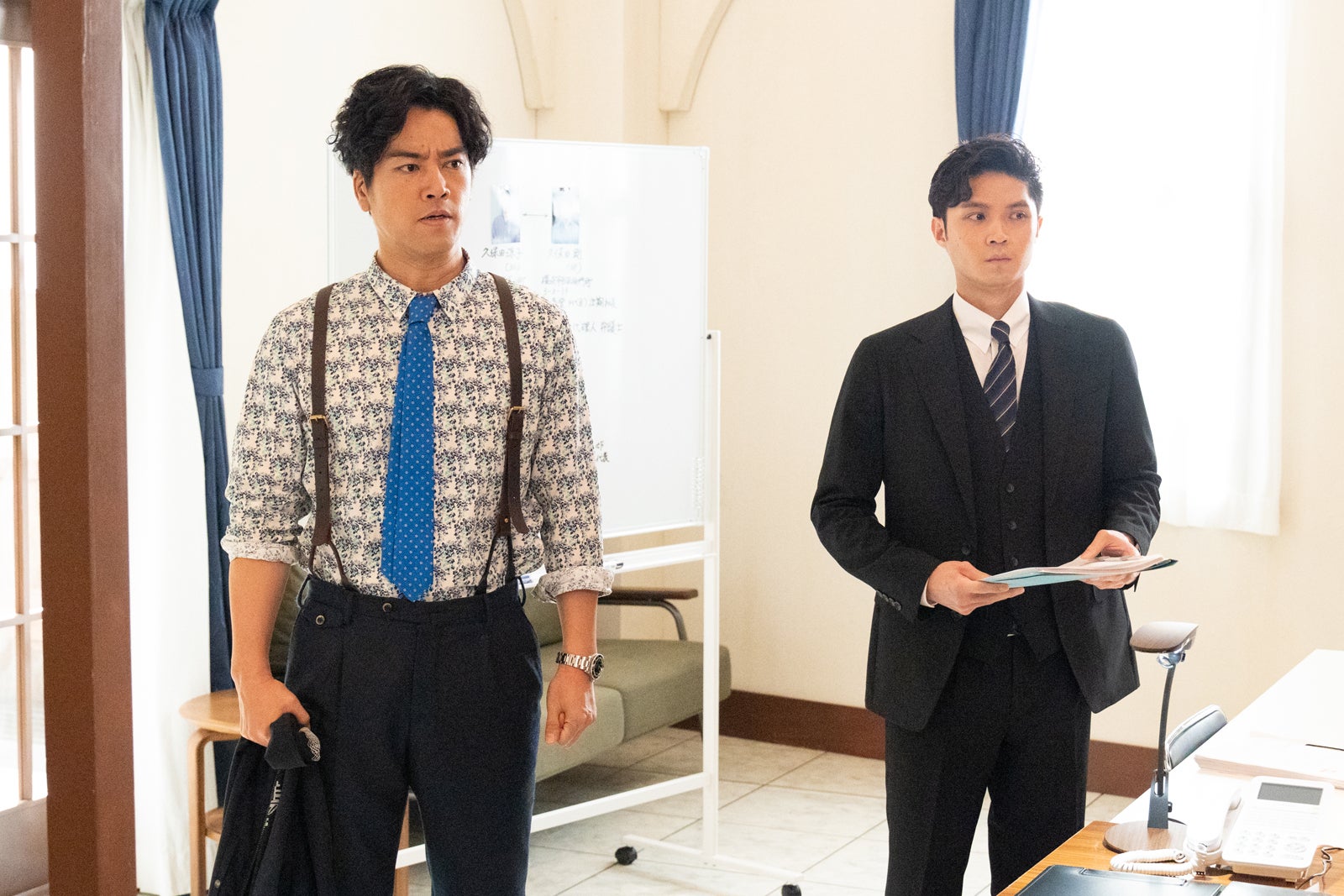 桐谷健太、磯村勇斗「ケイジとケンジ、時々ハンジ。」第8話より（C）テレビ朝日