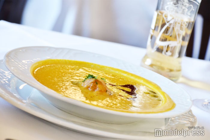 グモアケラー（C）ビューティーガール