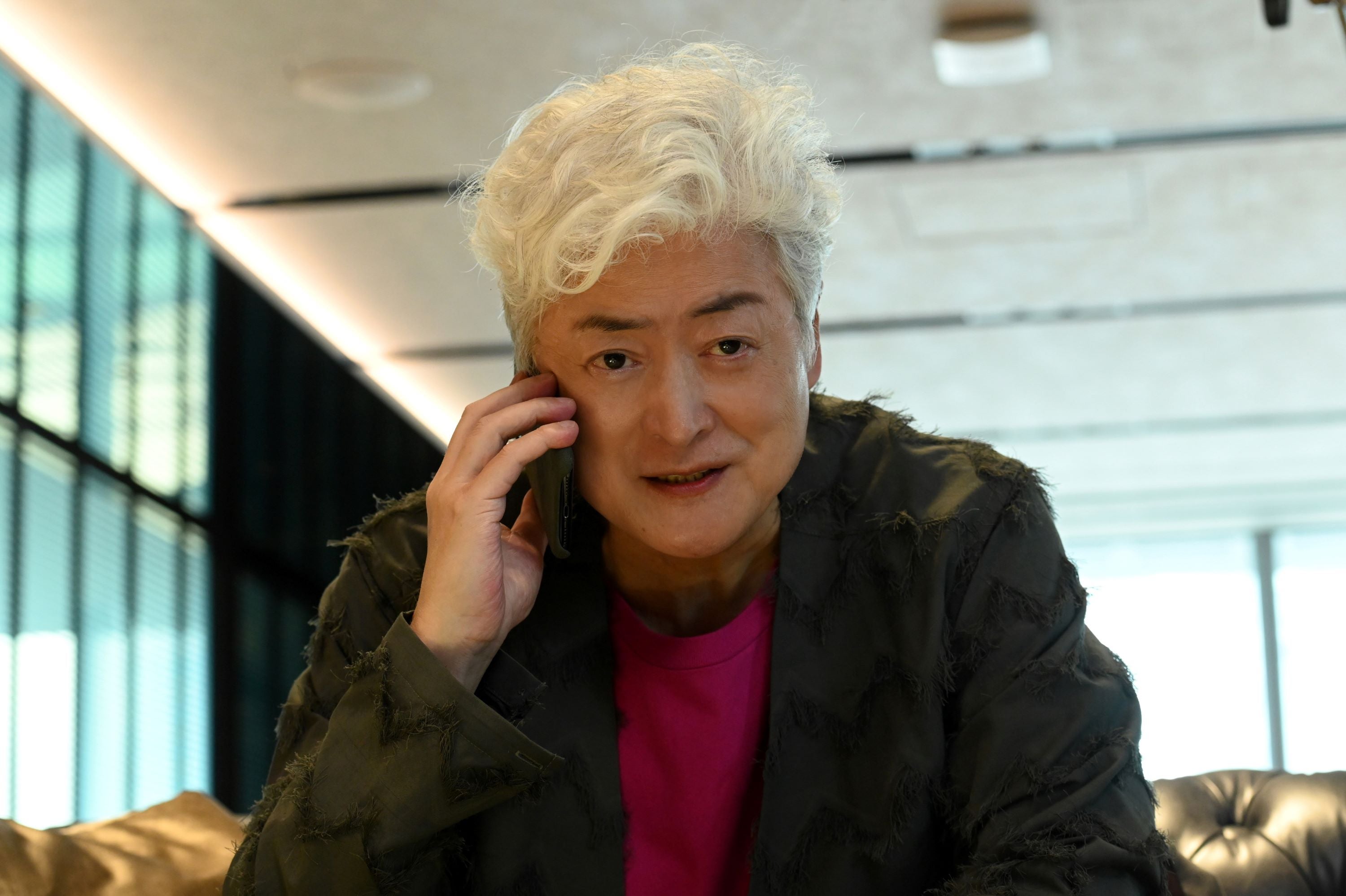 陣内孝則「ダブルチート 偽りの警官 Season2」（C）WOWOW　テレビ東京