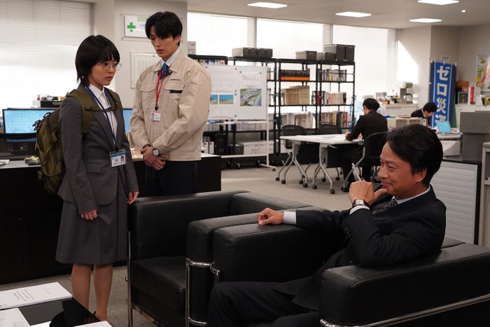 高畑充希、新田真剣佑、椎名桔平/「同期のサクラ」第7話より(C)日本テレビ