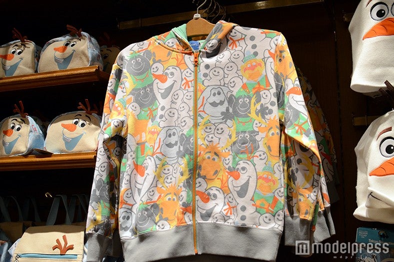 パーカー￥4600～（値段はサイズによって異なる）（C）モデルプレス