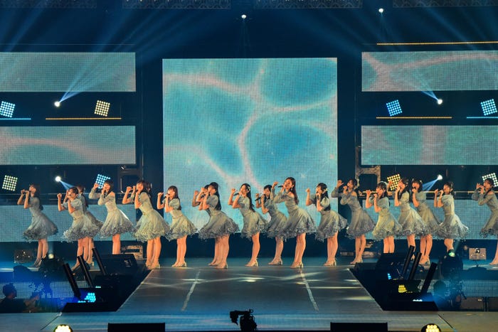 乃木坂46(C)Rakuten GirlsAward 2024 AUTUMN/WINTER