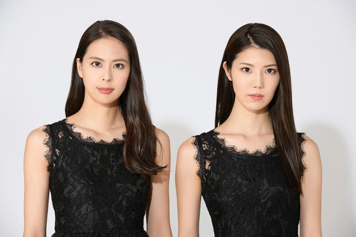 (左から)阿部桃子、竹内佐織(画像提供:所属事務所)