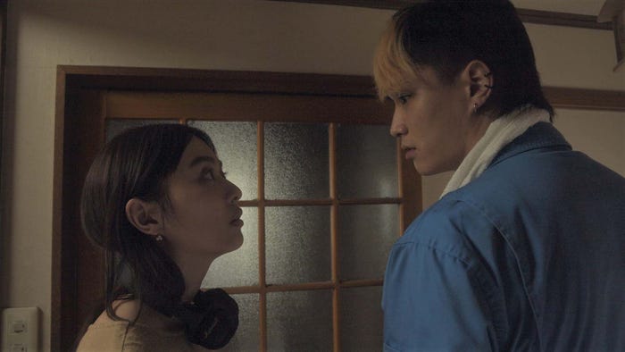 内田理央、鈴木伸之「自転車屋さんの高橋くん」本編より (C)「自転車屋さんの高橋くん」製作委員会