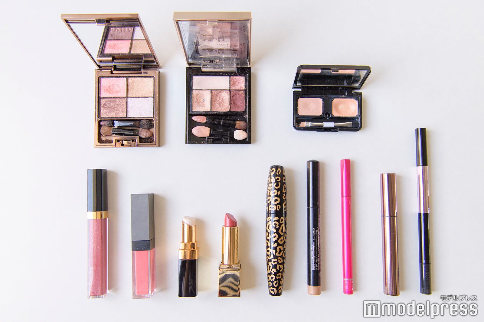 内田嶺衣奈アナウンサー愛用のコスメ（C）モデルプレス