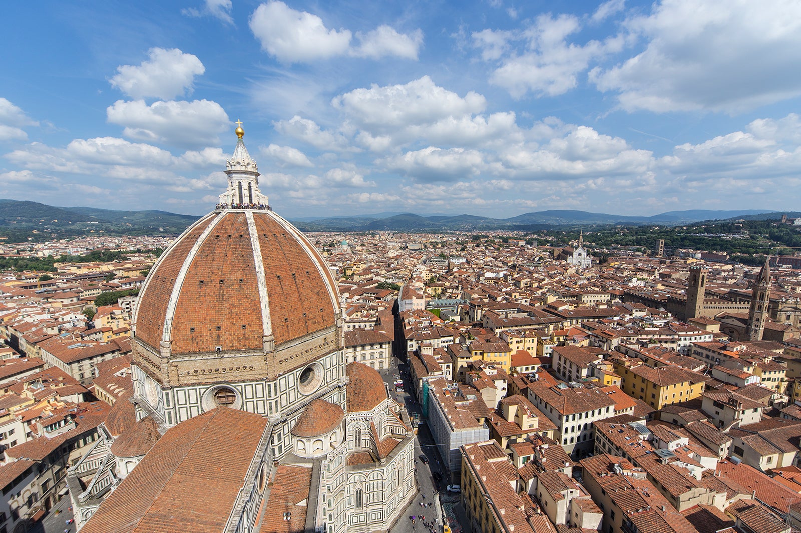 ドゥオーモとフィレンツェの街並み（提供画像）