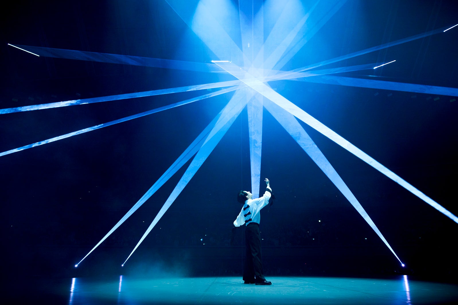 三宅健（C）TOBE Co., Ltd.