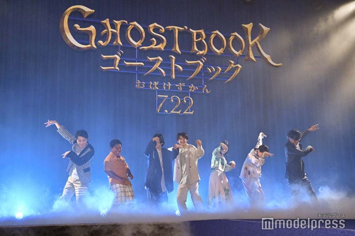 (左から)神木隆之介、サニーマックレンドン、柴崎楓雅、城桧吏、吉村文香、新垣結衣、山崎貴監督 (C)モデルプレス