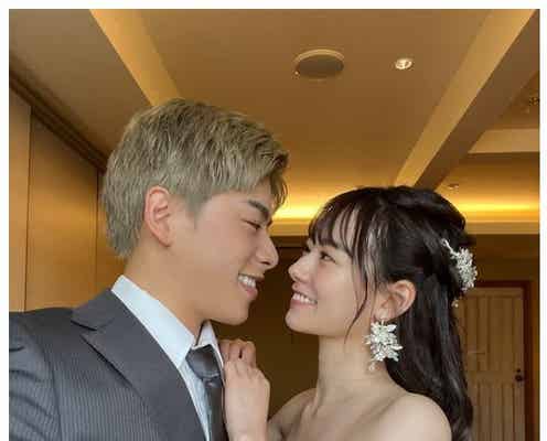 カップルYouTuberなこなこ、ウェディング衣装の接近2ショット公開「理想のカップル」「世界一お似合い」