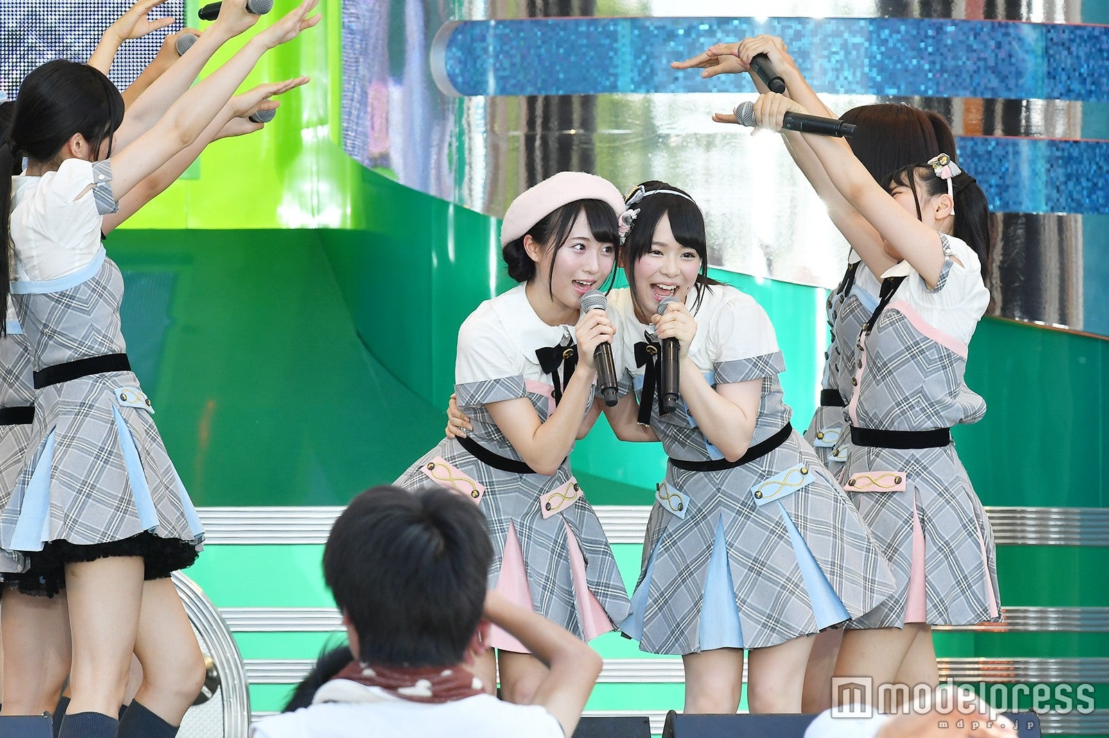 坂口渚沙、倉野尾成美 （C）モデルプレス