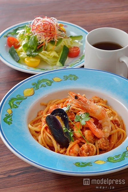 ポルトフィーノセット(一例)、料理にプラス¥570/(C)Disney