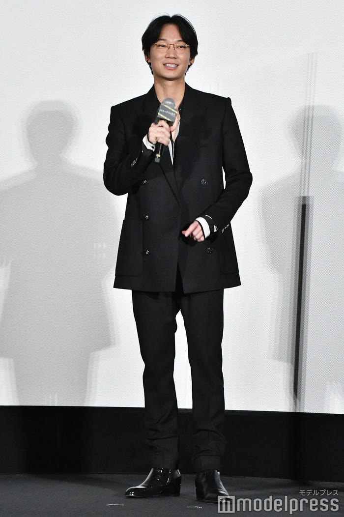 綾野剛(C)モデルプレス