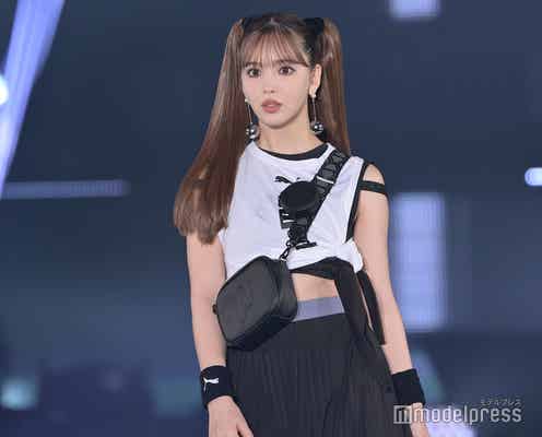 藤田ニコル、美腹筋チラリ ツインテールが可愛いスポーティコーデ<GirlsAward 2023 S/S>