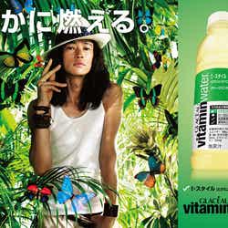 窪塚洋介×t-style/「グラソー ビタミンウォーター」