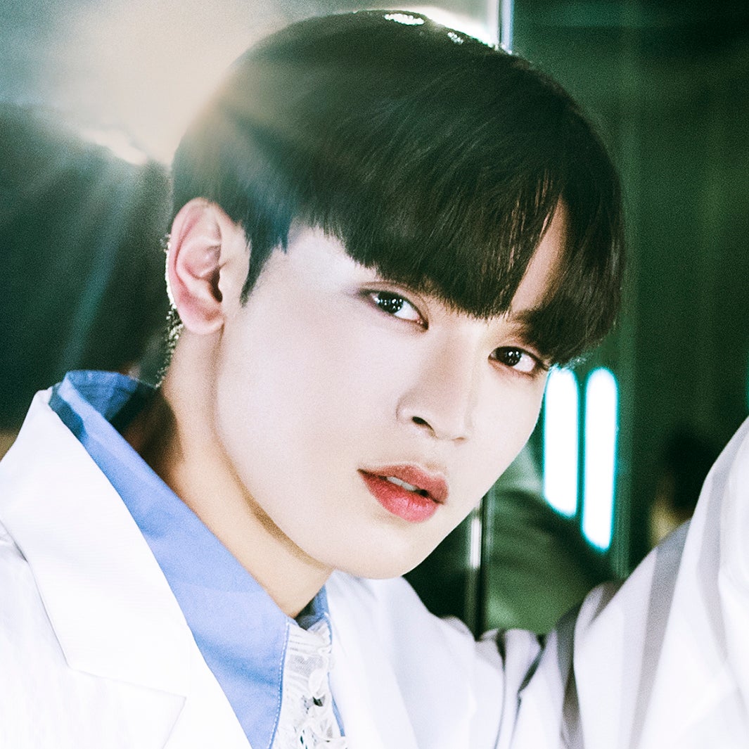 與那城奨（C）LAPONE ENTERTAINMENT