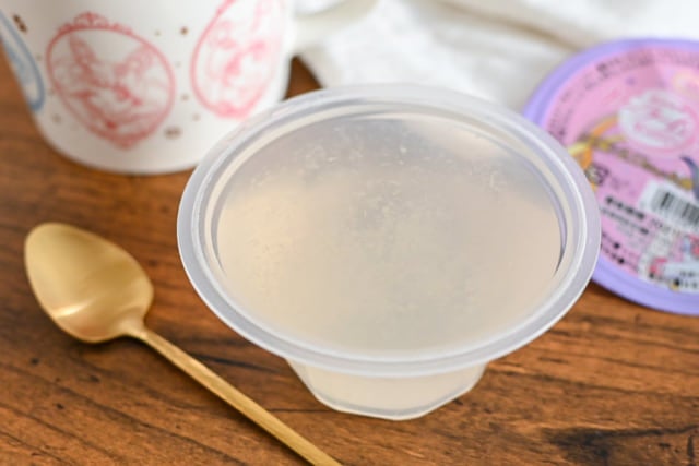 ローソンのセーラームーンマグカップ＆白桃ゼリーの開封後