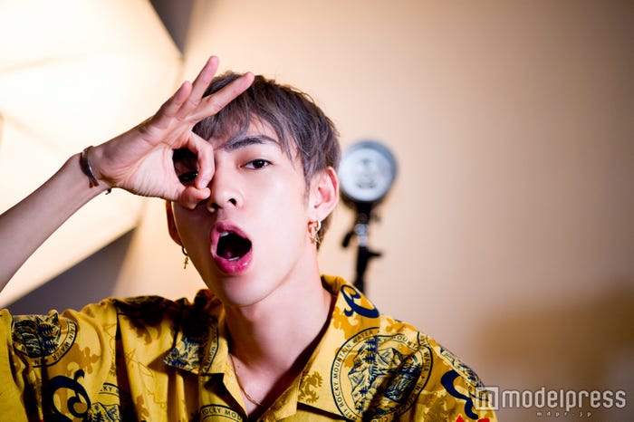 U(C)モデルプレス