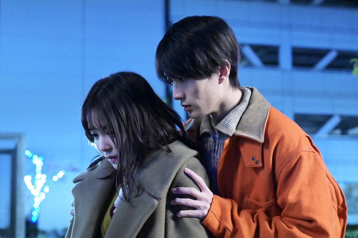 久間田琳加、山中柔太朗「ブラザー・トラップ」第2話より(C)「ブラザー・トラップ」製作委員会