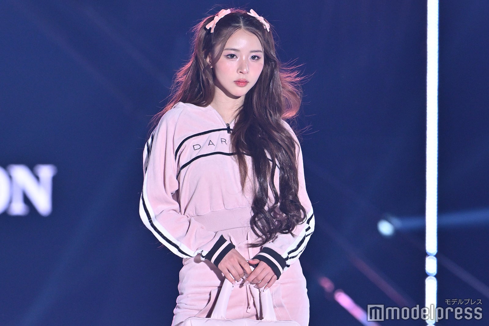 （C）モデルプレス