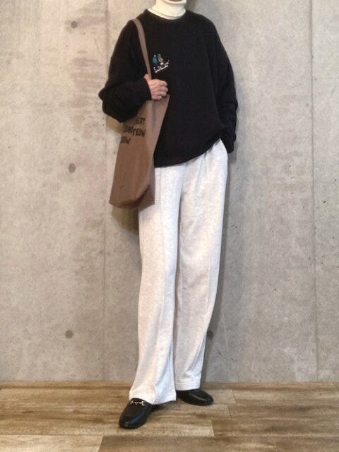 大人のワイドパンツコーデ