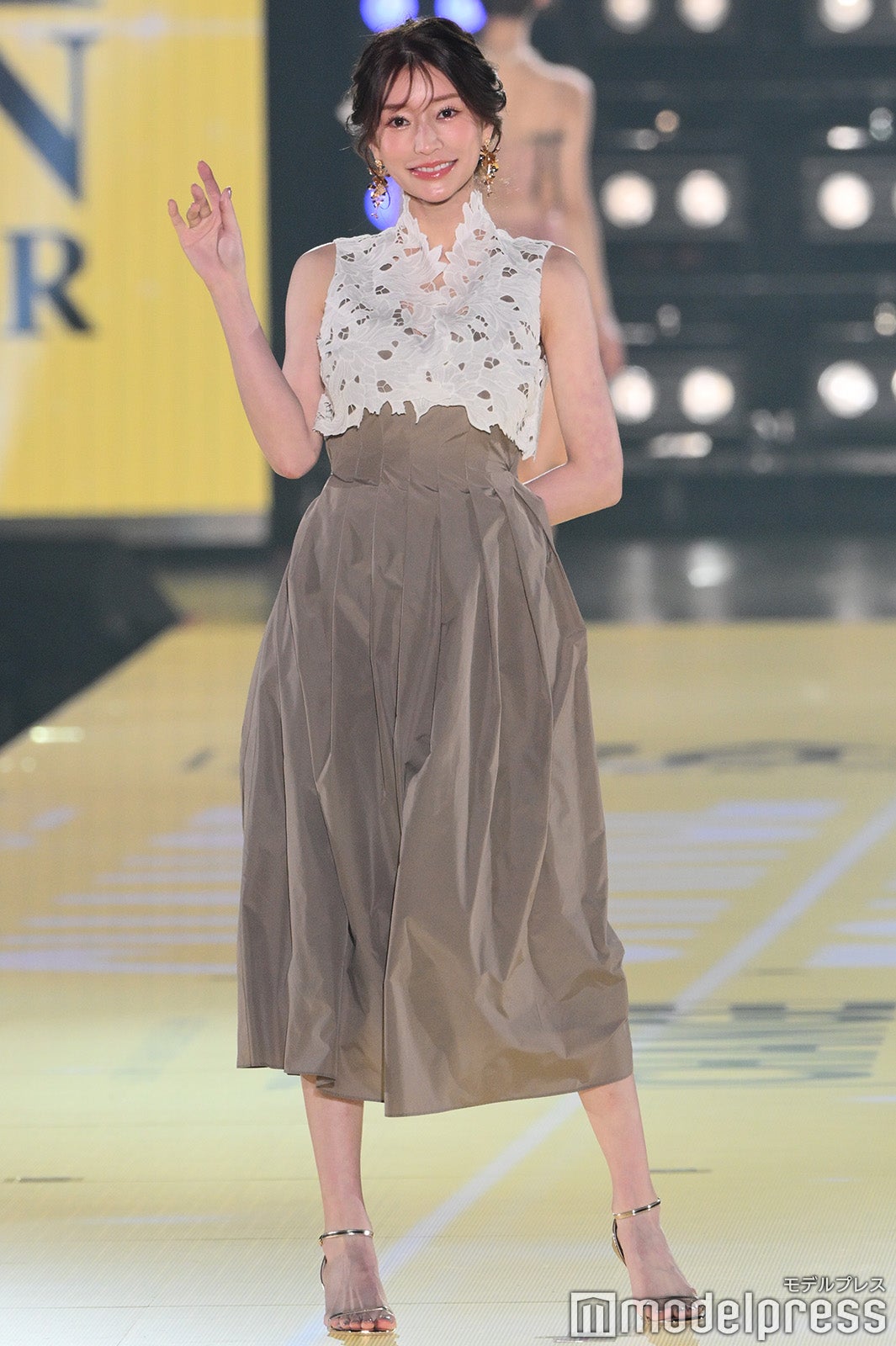 あや（C）モデルプレス