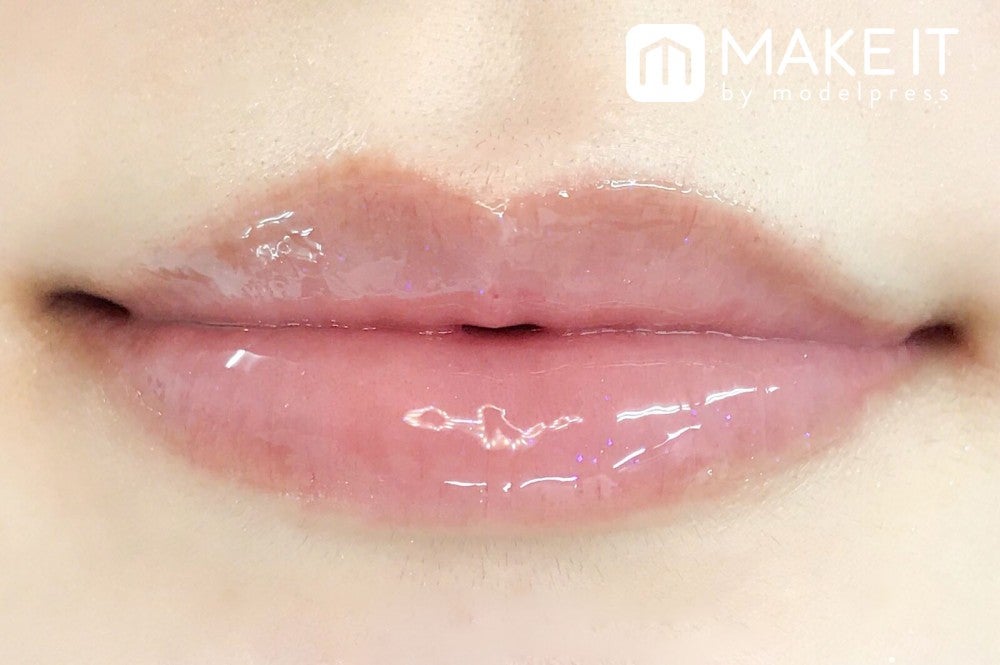 RMK／リップジェリーグロス／03 ベビーブルー 使用 (C)メイクイット