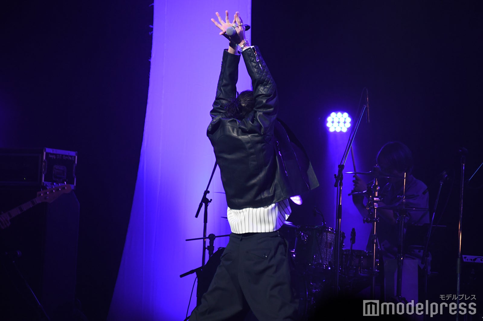 かめはめ波で曲を締める綱啓永（C）モデルプレス