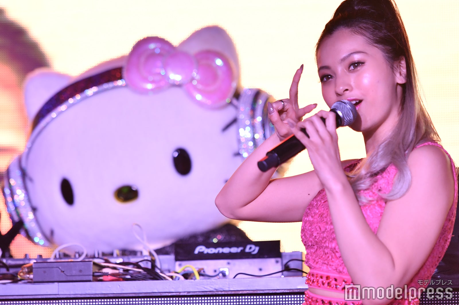 キティちゃん、ゆきぽよ （C）モデルプレス