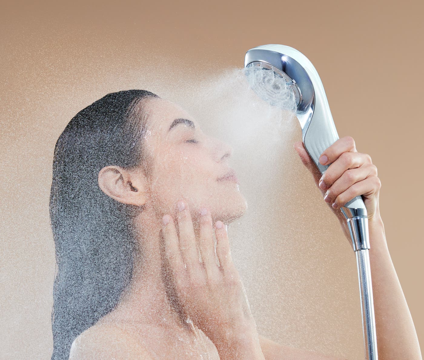 肌本来の美しさを引き出す「ファインバブル」を発生「ReFa FINE BUBBLE U」