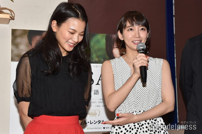 織田梨沙、吉岡里帆 (C)モデルプレス