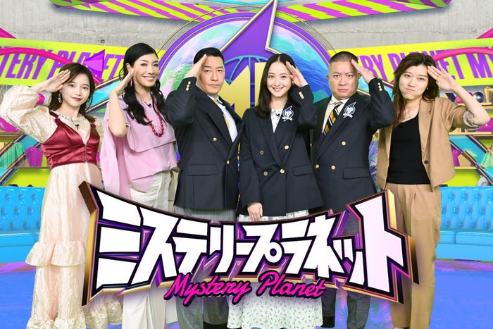 島崎遥香、アンミカ、長田庄平、佐々木希、松尾駿、ヒコロヒー(C)フジテレビ