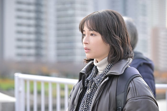 広瀬すず「クジャクのダンス、誰が見た?」第2話(C)TBS