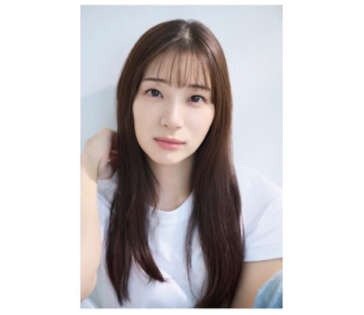 京都競馬場「秋華賞（GI）」にて、俳優・足立梨花トークショー開催！