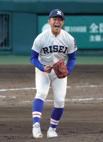 今大会最多167球の履正社・木村 「体力には自信があるので疲れずに投げられた」 8安打2失点で完投「自分が投げてチームを勝たせることができてうれしい」