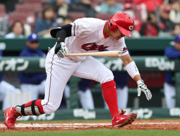 広島・平川蓮 中日戦は欠場 前日に右膝に自打球 新井監督「腫れがある」