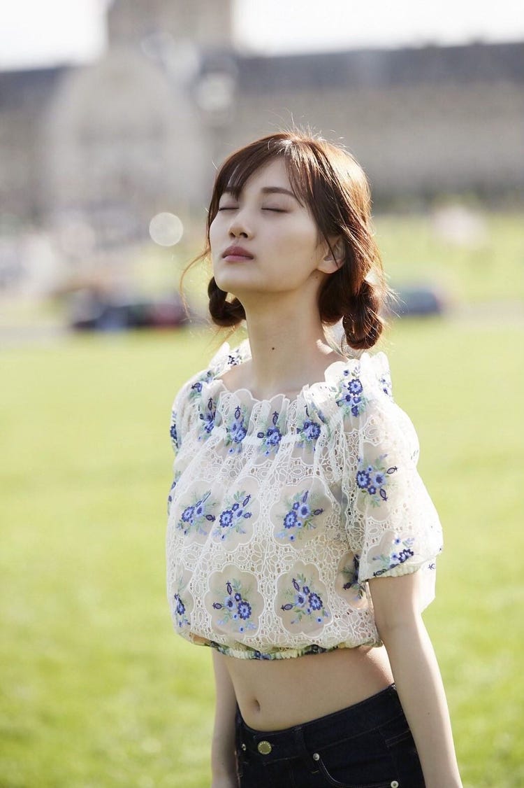 乃木坂46 山下美月 1st写真集『忘れられない人』帯付 見付かっ