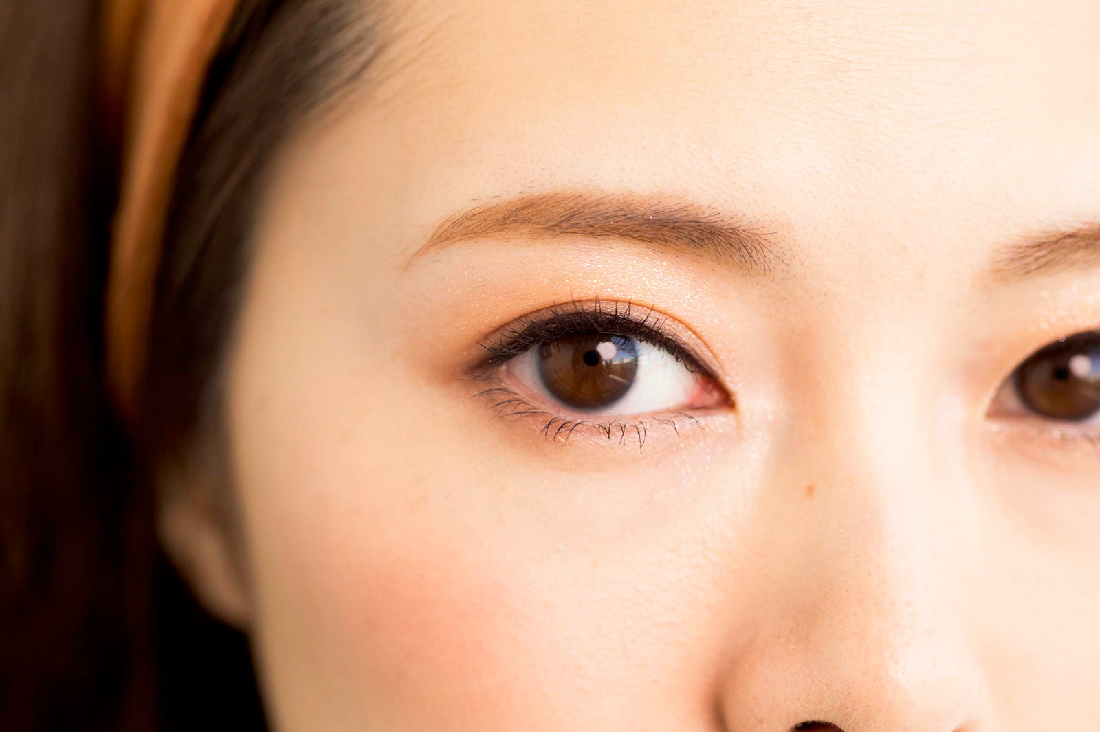 ラメ感たっぷりの目元が完成／画像提供：主婦の友社