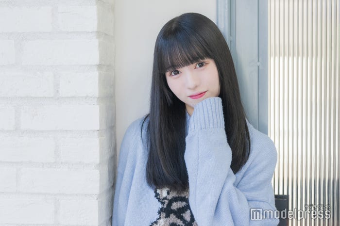 月島かなさん(C)モデルプレス