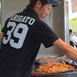 茹でだけでなく焼きうどんも登場/画像提供:U-1グランプリ運営組織委員会