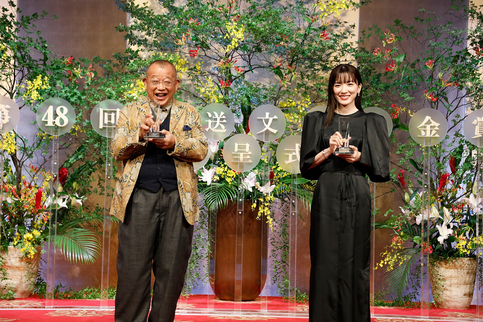 笑福亭鶴瓶、永野芽郁（提供写真）