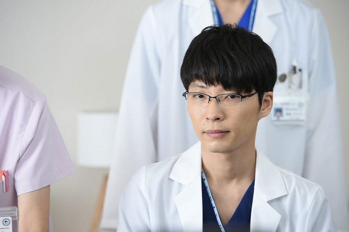 星野源/「コウノドリ」第5話より(画像提供:TBS)