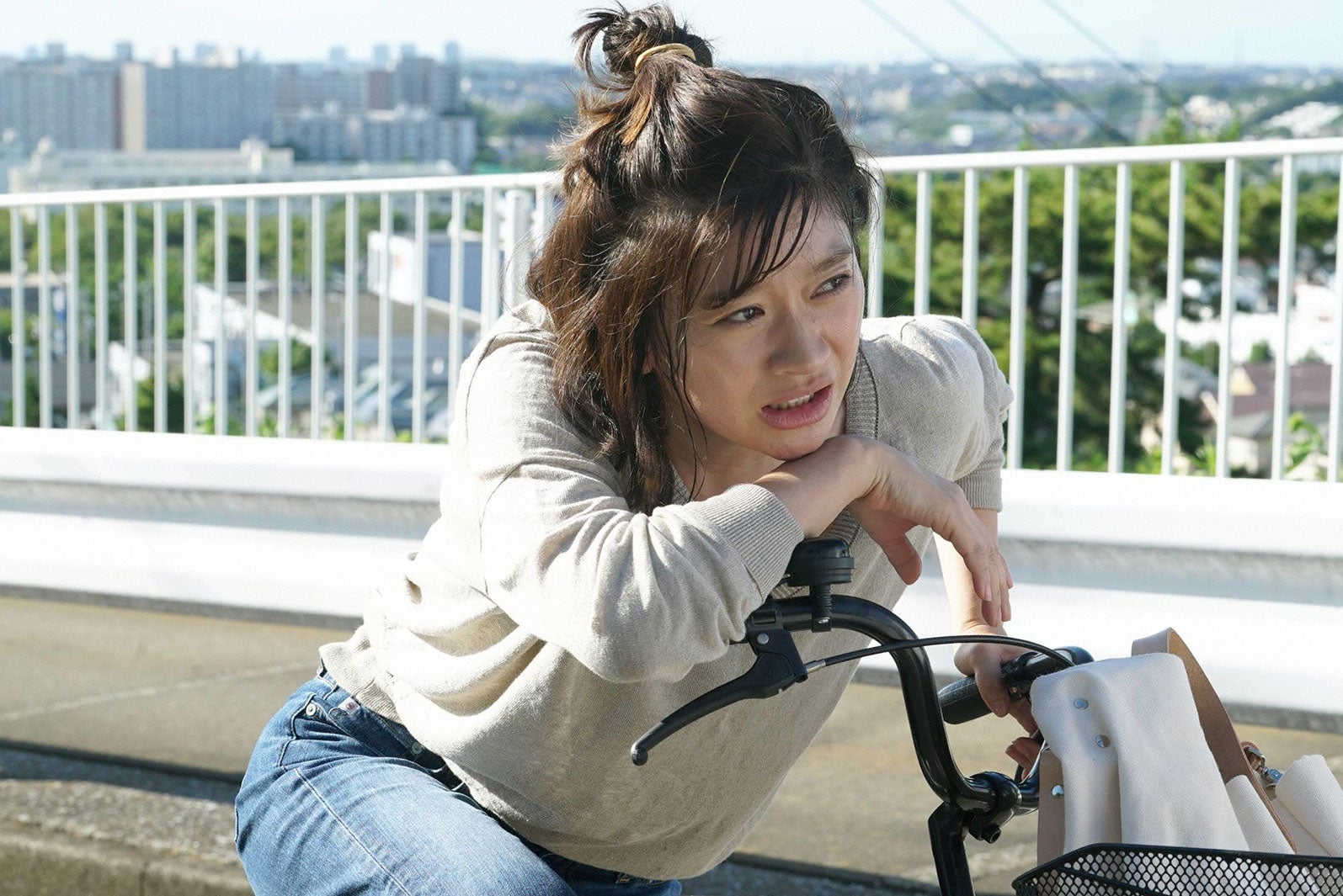 篠原涼子／「民衆の敵」第1話より（C）フジテレビ