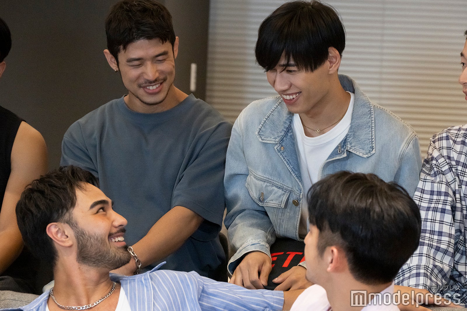 ユーサク、イクオ（C）モデルプレス