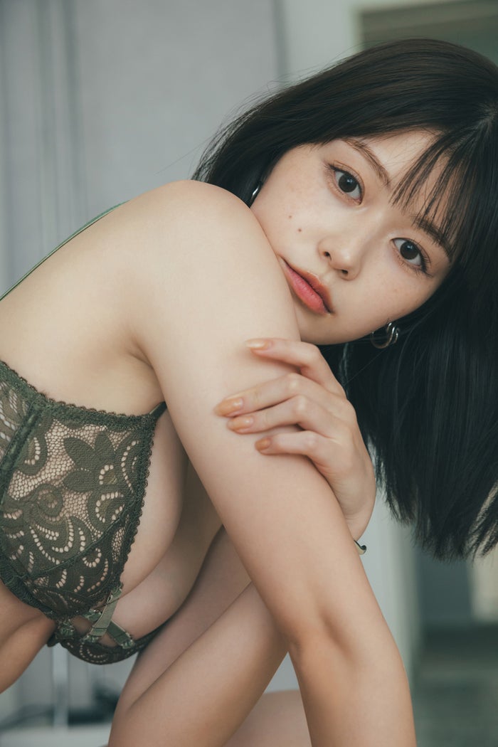 「王様のブランチ」リポーター・冴木柚葉、ふんわりバストにうっとり 大人の色気放つ