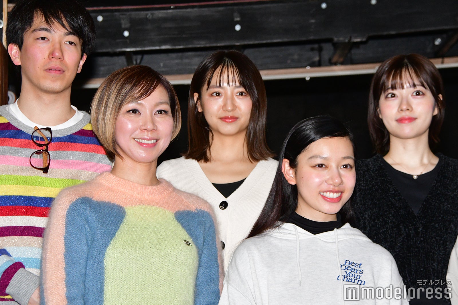 （左から）鶴岡政希、湖月わたる、浜崎香帆、長澤樹、礒部花凜（C）モデルプレス