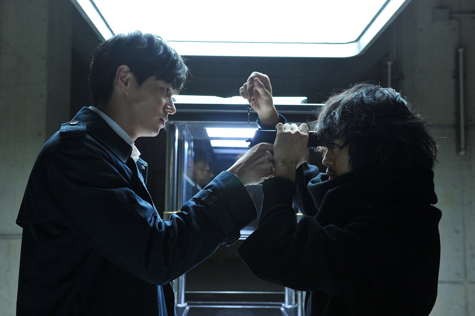 東出昌大、池松壮亮 （C）OO／S（C）2016DNFP